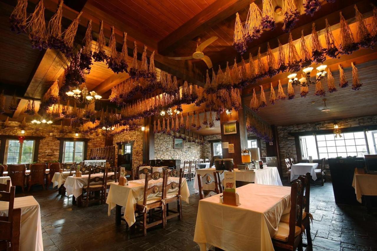 Provence Rose Lodge Renai Exterior photo