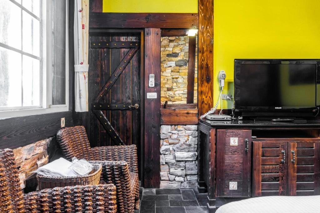 Provence Rose Lodge Renai Exterior photo