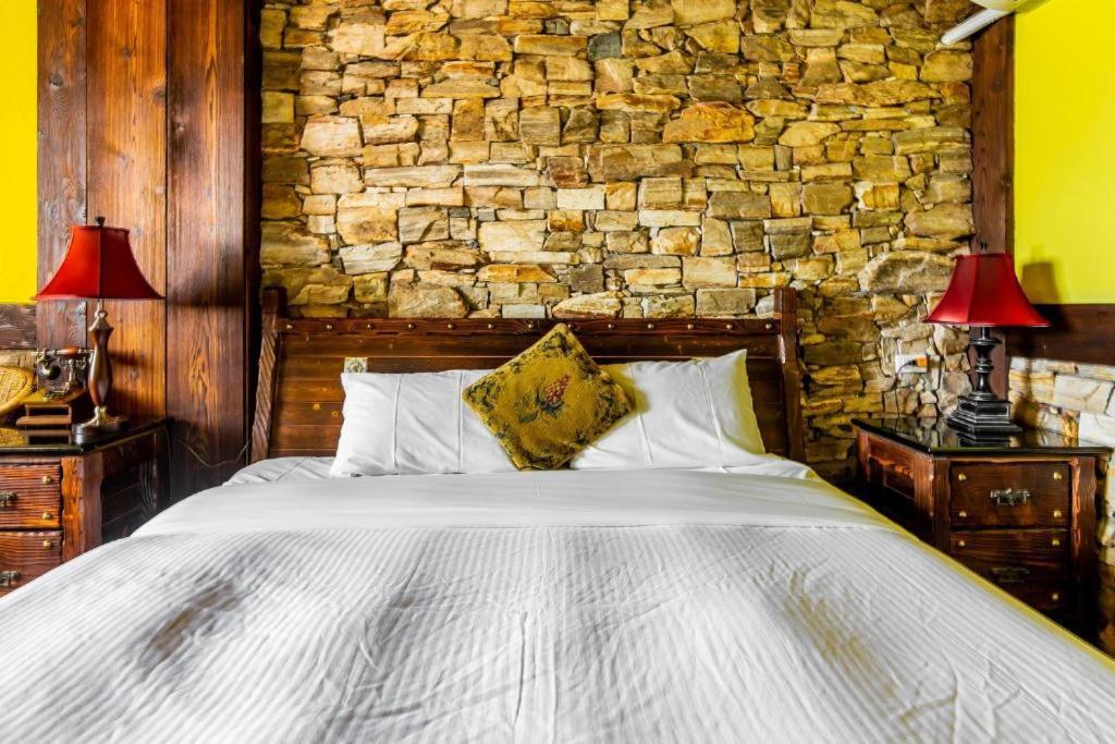 Provence Rose Lodge Renai Exterior photo