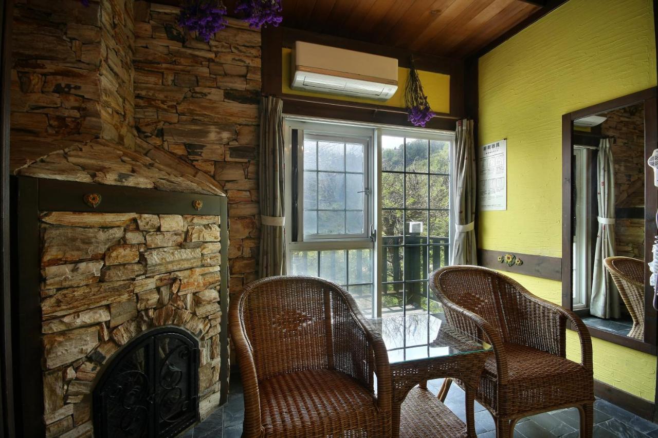 Provence Rose Lodge Renai Exterior photo