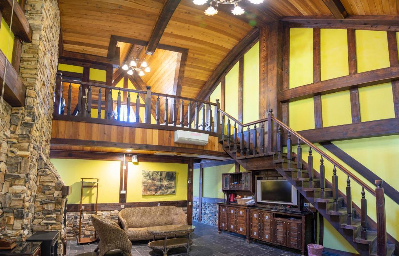 Provence Rose Lodge Renai Exterior photo